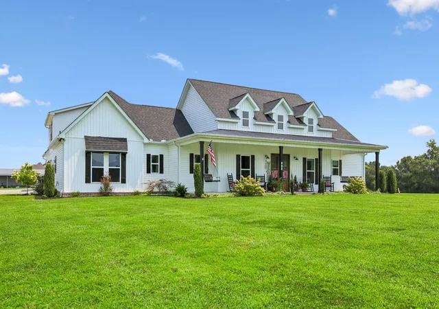 3rd image of 426 Maple Bend Rd, Winchester, TN 37398 | MLS# 3318434