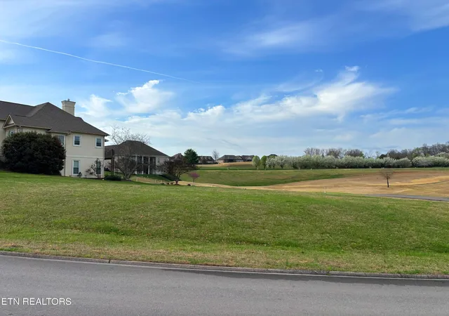 1st image of 415 Wood Duck Dr, Vonore, TN 37885 | MLS# 3301977
