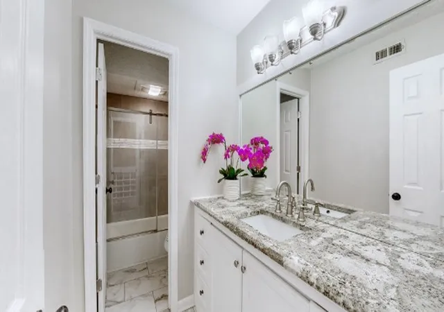 Photo 3 of Townhouse for sale at 627 Rockwood Dr, Hermitage, TN 37076 | MLS# 3304220 | Listing updated on 2026-09-29