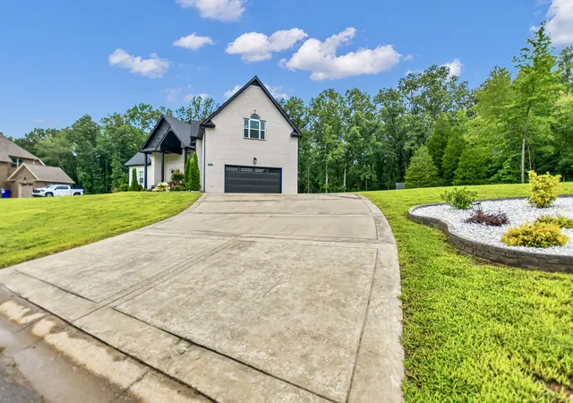 3rd image of 1381 Reda Dr, Clarksville, TN 37042 | MLS# 3306720