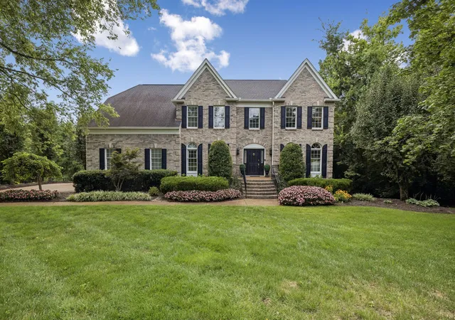 Photo 2 of Single family home for sale at 9023 Fallswood Ln, Brentwood, TN 37027 | MLS# 3304290 | Listing updated on 2026-09-06