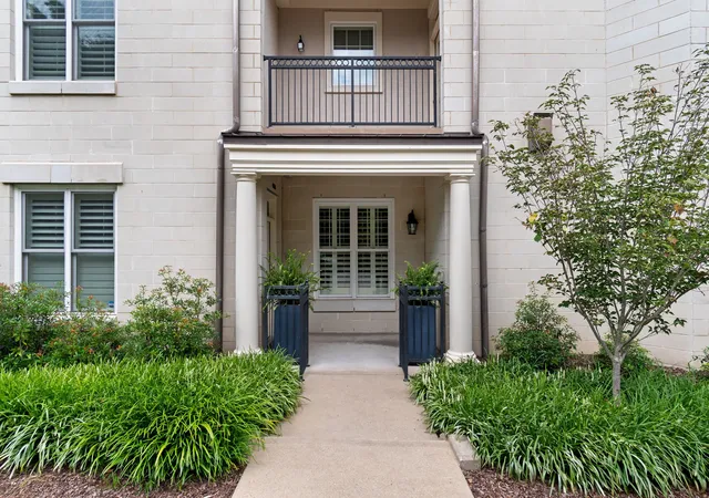 Townhouse for sale at 4116 Ridgefield Dr, Nashville, TN 37205 | MLS# 3305445