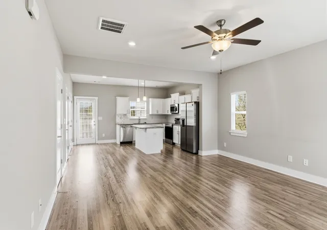 Photo 3 of Townhouse for sale at 102 Dry Crk Cmns Dr, Goodlettsville, TN 37072 | MLS# 3318520 | Listing updated on 2026-09-07