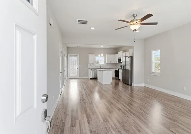 Photo 3 of Townhouse for sale at 102 Dry Crk Cmns Dr, Goodlettsville, TN 37072 | MLS# 3318520 | Listing updated on 2026-10-02