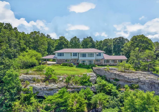 3rd image of 1981 Porch Rock Road, Pikeville, TN 37367 | MLS# 3302227