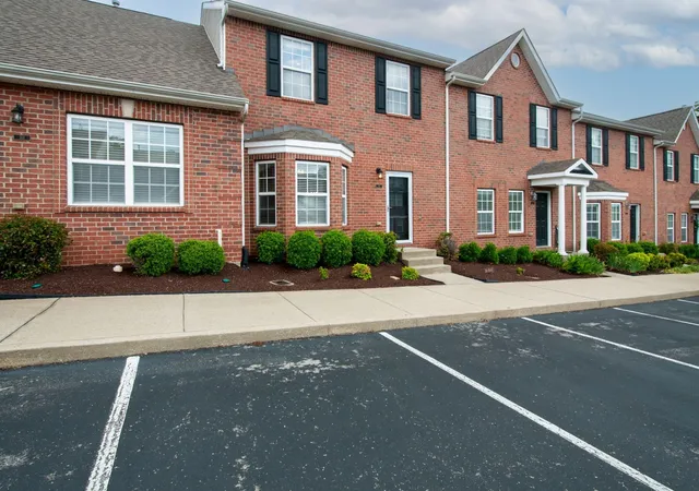 Photo 2 of Townhouse for sale at 1101 Downs Blvd #312, Franklin, TN 37064 | MLS# 3302231 | Listing updated on 2026-08-21
