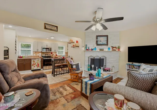 4th image of 103 Independence Lane, Oak Ridge, TN 37830 | MLS# 3302255