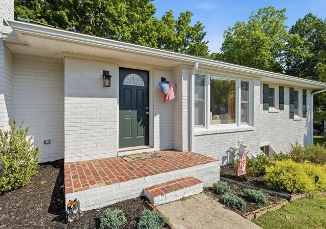 2nd image of 1514 5th Ave W, Springfield, TN 37172 | MLS# 3302264