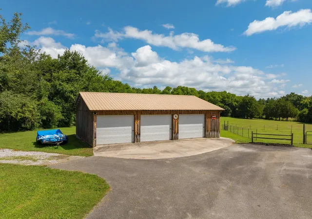 3rd image of 558 Bonds Road, Chickamauga, GA 30707 | MLS# 3302293