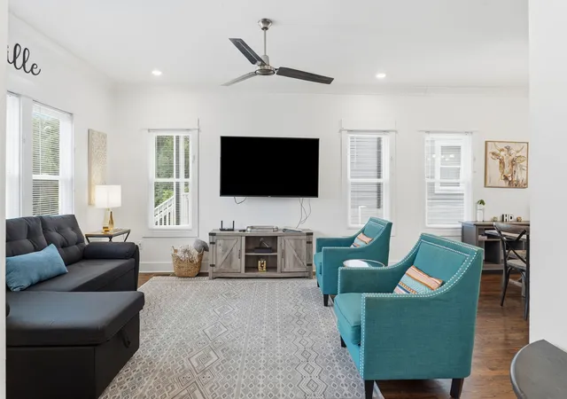 Photo 4 of Single family home for sale at 803 21st Avenue N, Nashville, TN 37208 | MLS# 3306635 | Listing updated on 2026-09-03
