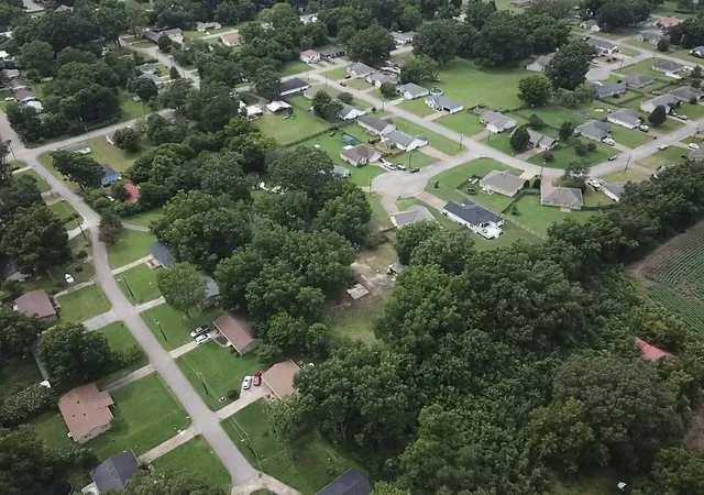 31st image of 425b Second St, Henderson, TN 38340 | MLS# 3302409