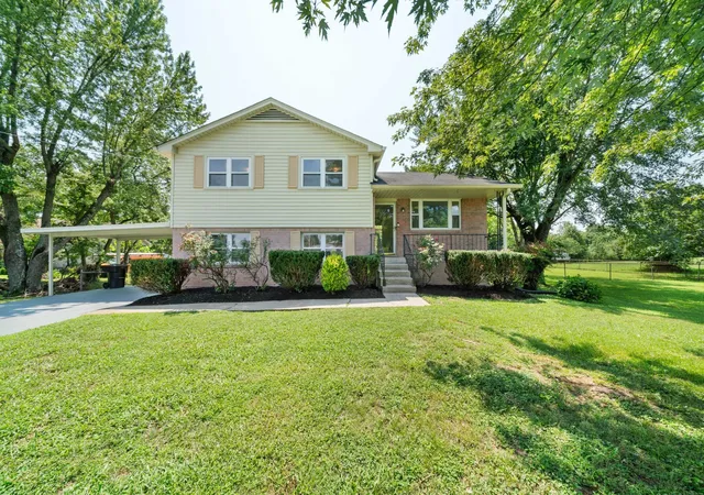 3rd image of 1938 Bradyville Pike, Murfreesboro, TN 37130 | MLS# 3304232