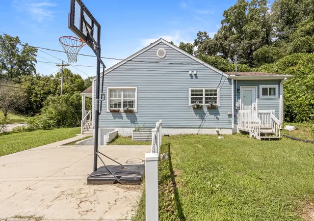 23rd image of 632 W Tri County Boulevard, Oliver Springs, TN 37840 | MLS# 3302382