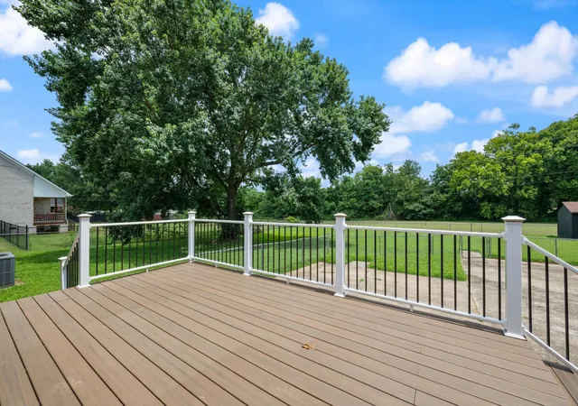 5th image of 704 Redwood Cir, Columbia, TN 38401 | MLS# 3304313