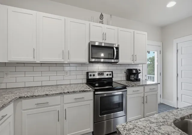 Photo 3 of Single family home for sale at 1039 Saddlestone Dr, Hermitage, TN 37076 | MLS# 3309338 | Listing updated on 2026-09-24