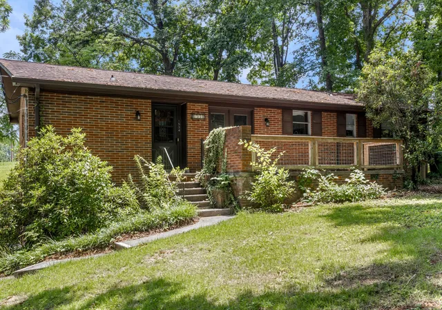 1st image of 1534 Mcilvaine Dr, Maryville, TN 37803 | MLS# 3302395
