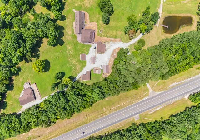 4th image of 11985 Hwy 641 S, Holladay, TN 38341 | MLS# 3304831