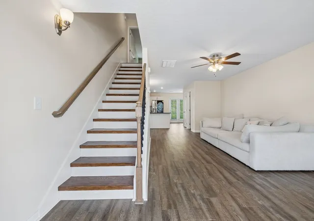 1st image of 204 Woodland Valley Lane, Clarksville, TN 37040 | MLS# 3309244