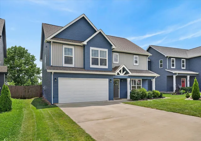 Photo 2 of Single family home for sale at 488 Kinslow Ct, Clarksville, TN 37040 | MLS# 3304536 | Listing updated on 2026-09-17