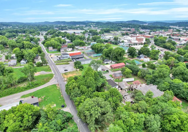 2nd image of 695 Gaut Street Ne, Cleveland, TN 37311 | MLS# 3302431