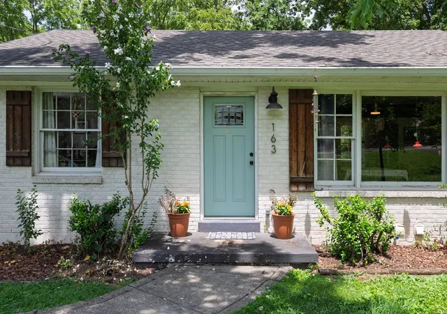 Photo 3 of Single family home for sale at 163 Dellway Dr, Nashville, TN 37207 | MLS# 3304177 | Listing updated on 2026-10-02