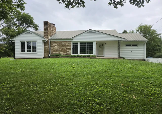 4th image of 325 Murfreesboro Rd, Woodbury, TN 37190 | MLS# 3302465