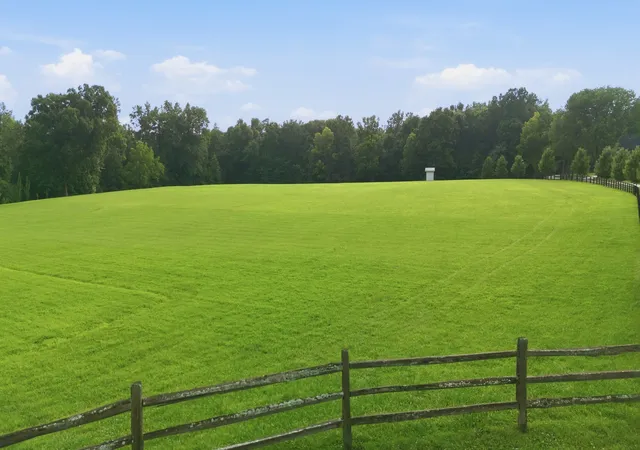 Photo 2 of Land for sale at 1 Casparis Rd, Franklin, TN 37064 | MLS# 3306058 | Listing updated on 2026-07-26