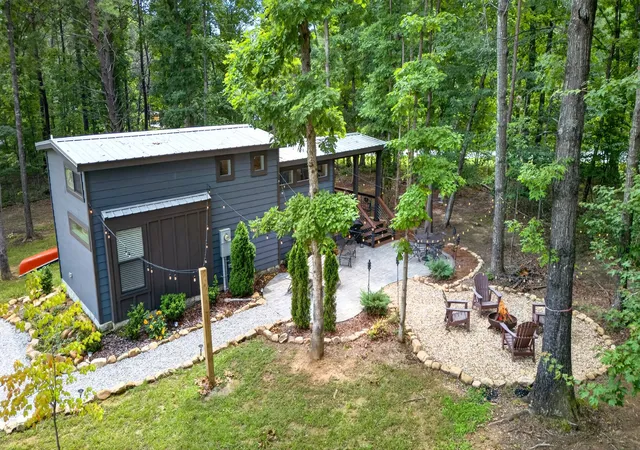 Photo 3 of Manufactured home for sale at 25 White Oak Trl, Monteagle, TN 37356 | MLS# 3305091 | Listing updated on 2026-08-03