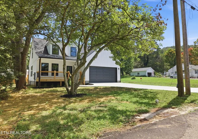 1st image of 211 Shipe Rd, Powell, TN 37849 | MLS# 3302498