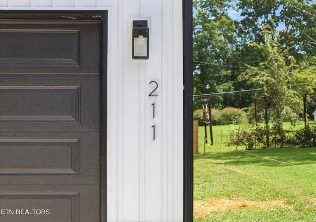 5th image of 211 Shipe Rd, Powell, TN 37849 | MLS# 3302498