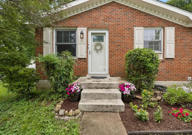 1st image of 7010 Bonnavent Dr, Hermitage, TN 37076 | MLS# 3302522