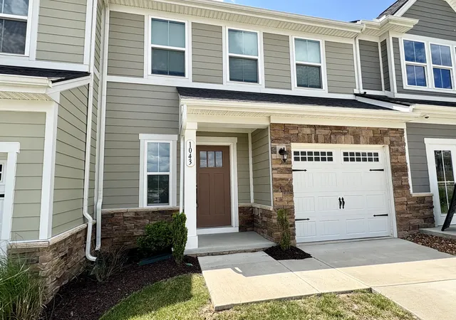 3rd image of 1043 Clendening Dr, Gallatin, TN 37066 | MLS# 3304242