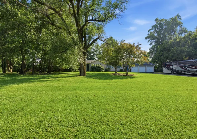 Photo 3 of Single family home for sale at 2520 Pennington Bnd Rd, Nashville, TN 37214 | MLS# 3333609 | Listing updated on 2026-08-05