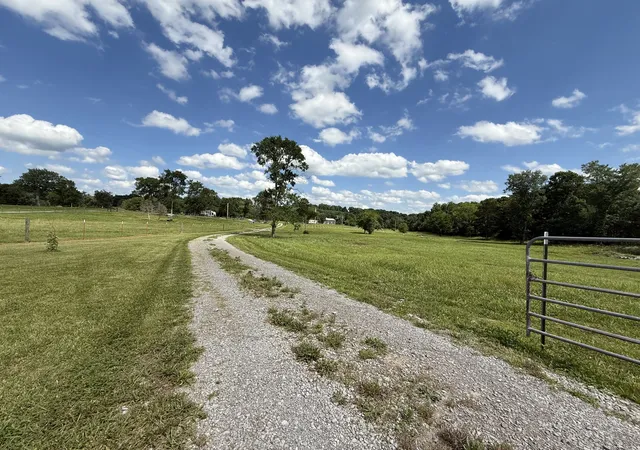 3rd image of 750 Railroad Rd, Wartrace, TN 37183 | MLS# 3306519