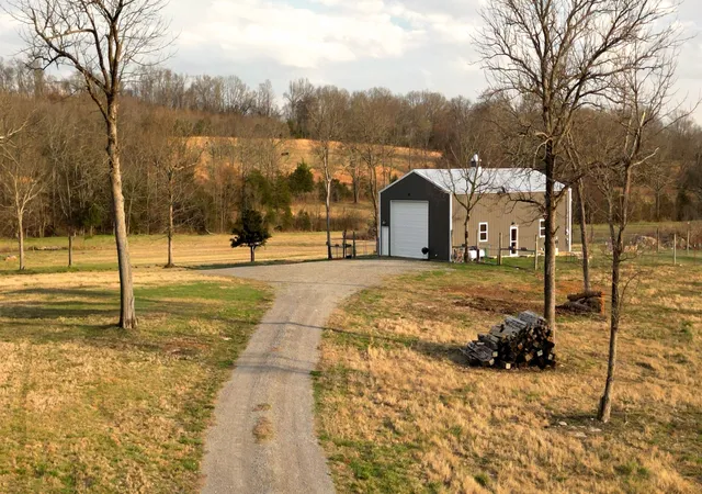 48th image of 750 Railroad Rd, Wartrace, TN 37183 | MLS# 3306519