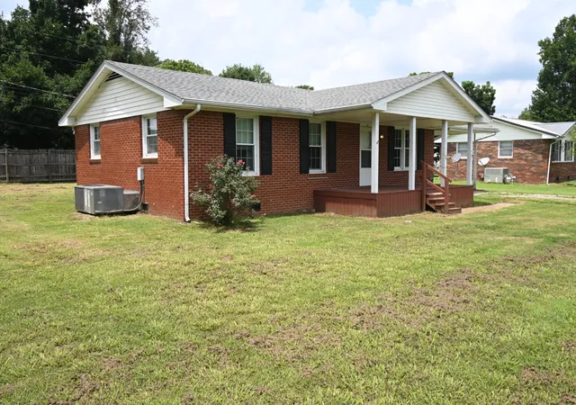 2nd image of 66 Hillview Dr, Lobelville, TN 37097 | MLS# 3303921