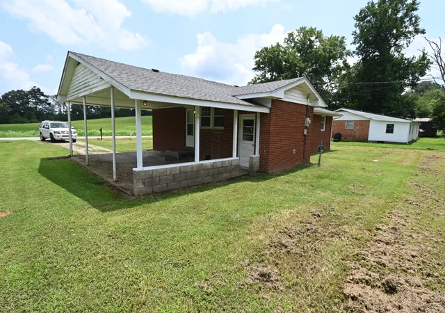 4th image of 66 Hillview Dr, Lobelville, TN 37097 | MLS# 3303921