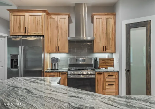 Photo 3 of Single family home for sale at 964 Deerwood Dr, Dandridge, TN 37725 | MLS# 3304469 | Listing updated on 2026-08-23