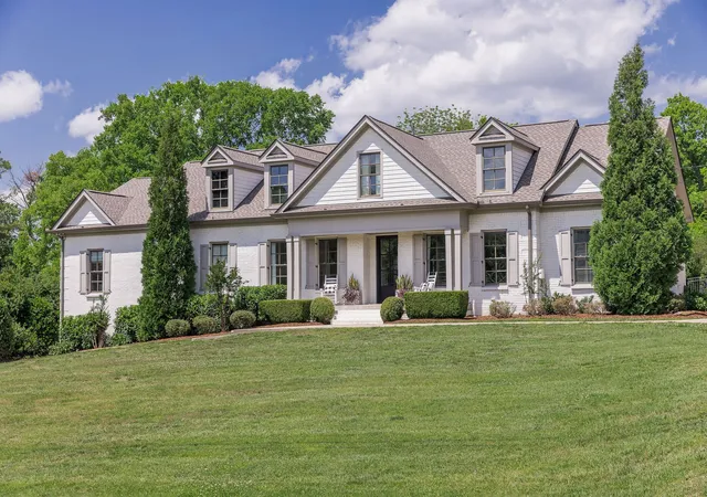 Photo 2 of Single family home for sale at 8108 Vaden Dr, Brentwood, TN 37027 | MLS# 3601470 | Listing updated on 2026-10-05