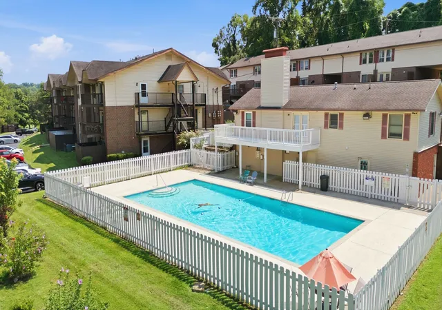 2nd image of 500 Paragon Mills Rd #M19, Nashville, TN 37211 | MLS# 3312709