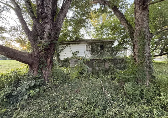 3rd image of 682 Hwy 68, Crossville, TN 38555 | MLS# 3312528
