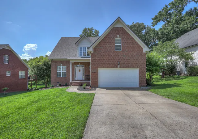 Photo 1 of Single family home for sale at 5029 Claude Dr, Smyrna, TN 37167 | MLS# 3304208 | Listing updated on 2026-09-05