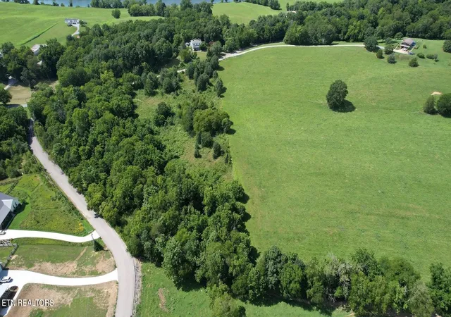 3rd image of 8210 Aaron Lane, Knoxville, TN 37920 | MLS# 3307273