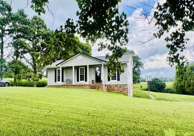 3rd image of 80 Gang Rd, Lawrenceburg, TN 38464 | MLS# 3306074