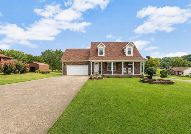 Photo 1 of Single family home for sale at 1188 Willow Ter, Clarksville, TN 37043 | MLS# 3319028 | Listing updated on 2026-09-22