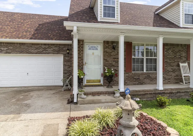 Photo 4 of Single family home for sale at 1188 Willow Ter, Clarksville, TN 37043 | MLS# 3319028 | Listing updated on 2026-09-22