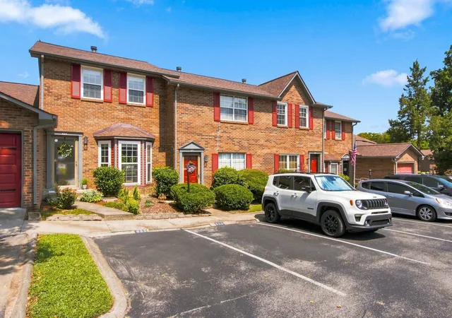 Photo 3 of Townhouse for sale at 625 Hickory Glade Ct, Antioch, TN 37013 | MLS# 3306154 | Listing updated on 2026-09-03