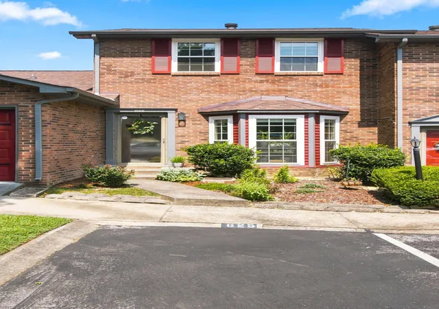 Photo 3 of Townhouse for sale at 625 Hickory Glade Ct, Antioch, TN 37013 | MLS# 3306154 | Listing updated on 2026-09-03