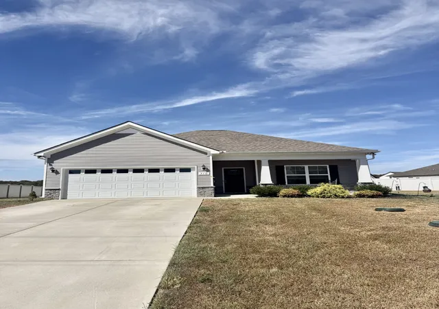 Photo 1 of Single family home for sale at 310 Windyhill St, Murfreesboro, TN 37129 | MLS# 3304236 | Listing updated on 2026-09-28