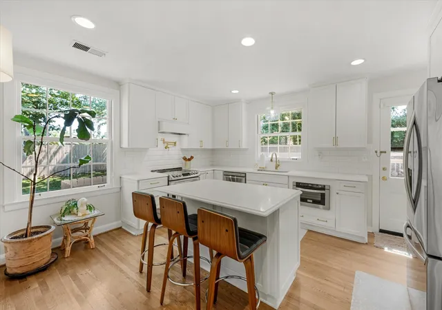 Photo 3 of Single family home for sale at 3262 Mcgavock Pike, Nashville, TN 37214 | MLS# 3305529 | Listing updated on 2026-08-28